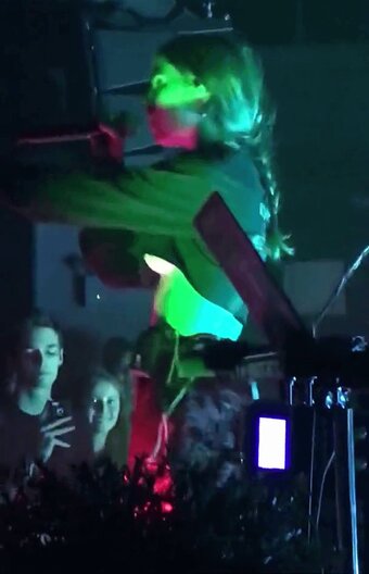 Clairo Nude Leaks Photo 9