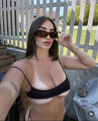Clara.bvs Nude Leaks Photo 1