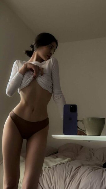 claraneko / CamiNeko_ / ferraracamilla Nude Leaks OnlyFans Photo 8