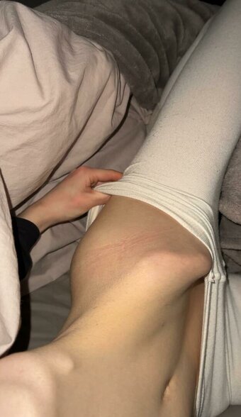 claraneko / CamiNeko_ / ferraracamilla Nude Leaks OnlyFans Photo 13