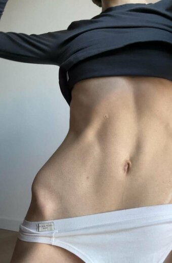 claraneko / CamiNeko_ / ferraracamilla Nude Leaks OnlyFans Photo 18