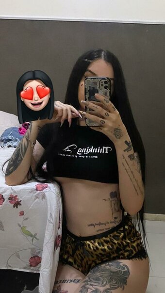 Clarapixys / clara00ellis Nude Leaks OnlyFans Photo 21