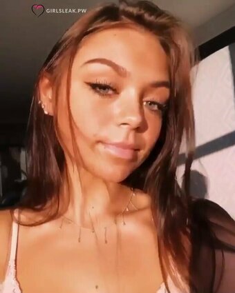 Clare Temerowski / claretemerowski Nude Leaks Photo 9