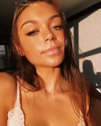 Clare Temerowski / claretemerowski Nude Leaks Photo 13