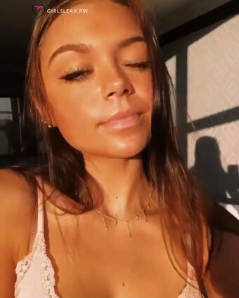 Clare Temerowski / claretemerowski Nude Leaks Photo 18