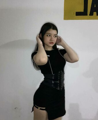 Clarettee / central.clarettee / ofcrodrigo20 Nude Leaks OnlyFans Photo 2