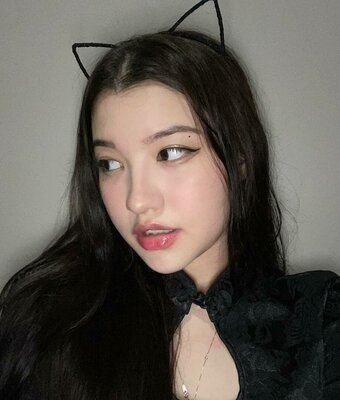 Clarettee / central.clarettee / ofcrodrigo20 Nude Leaks OnlyFans Photo 4