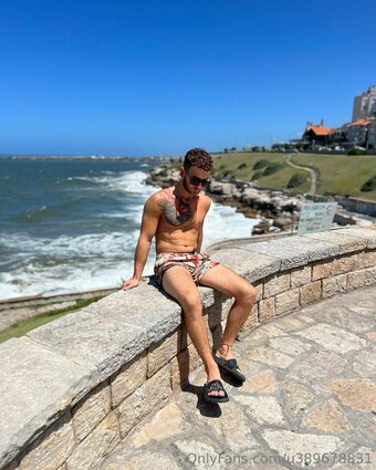 classiedd Nude Leaks Photo 3