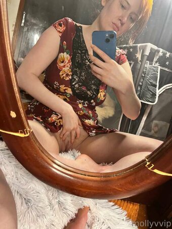 Classy Gothic Witch / CalystaStarr / calystabelle / https: / mollyv96 / mollyvvip Nude Leaks OnlyFans Photo 20