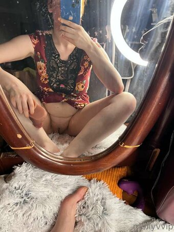 Classy Gothic Witch / CalystaStarr / calystabelle / https: / mollyv96 / mollyvvip Nude Leaks OnlyFans Photo 28