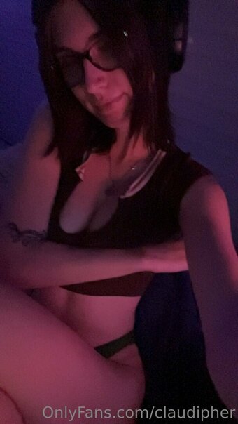 claudipher Nude Leaks Photo 9