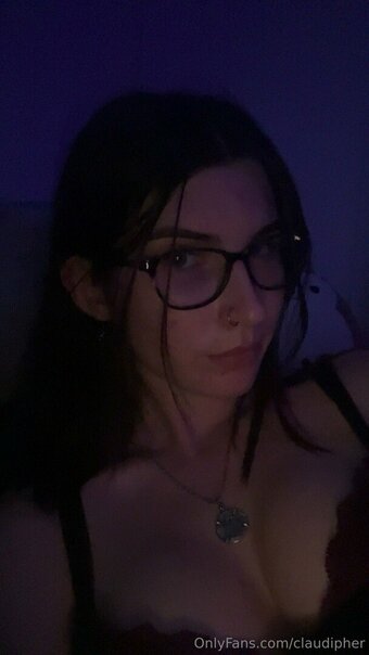 claudipher Nude Leaks Photo 13