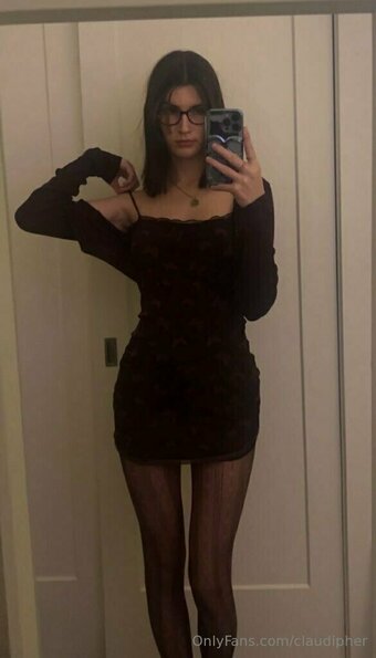 claudipher Nude Leaks Photo 17