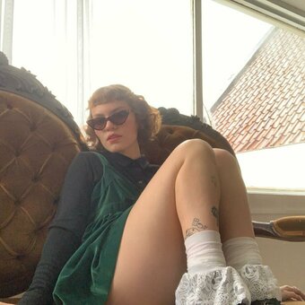 clavel Nude Leaks Photo 3