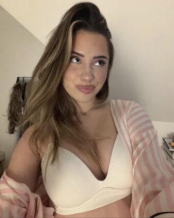 Clemyaa / clemence aguiar Nude Leaks Photo 9