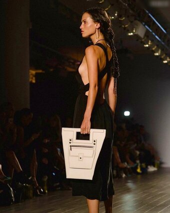 Cleo Abram / cleoabram Nude Leaks Photo 13