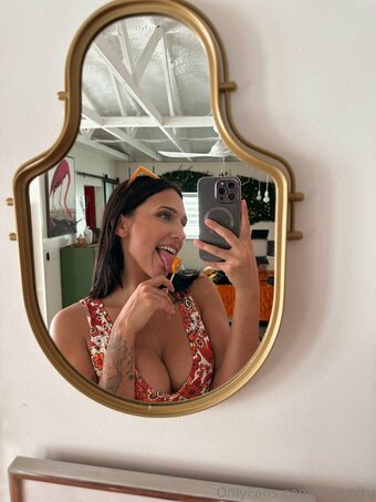 cleo.oftv Nude Leaks Photo 15