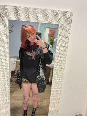 clitoralsuction Nude Leaks Photo 9