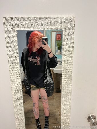 clitoralsuction Nude Leaks Photo 10