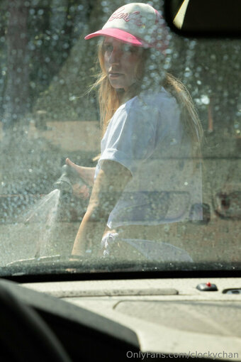 clockychan Nude Leaks Photo 4