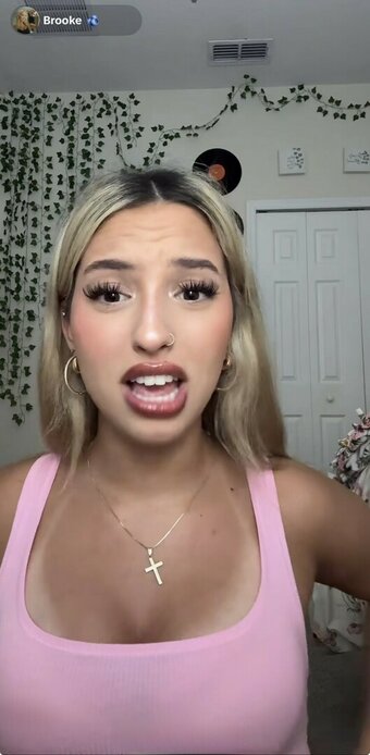 Cloud ASMR / cloudasmr13 Nude Leaks Photo 21