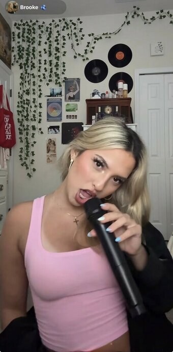 Cloud ASMR / cloudasmr13 Nude Leaks Photo 27