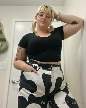 cloudsyxo Nude Leaks Photo 11
