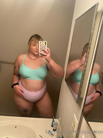 cloudsyxo Nude Leaks Photo 22