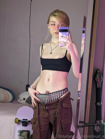 Cloudy / oncloud_e Nude Leaks OnlyFans Photo 23