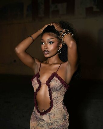 Coco Watson / 0h.thatscortt / Coco Love island Nude Leaks Photo 1