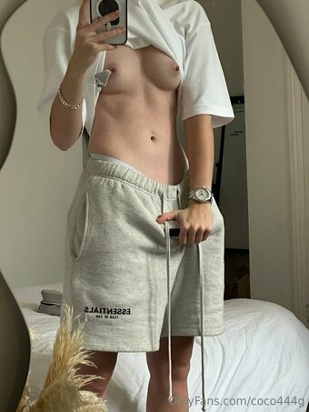 coco444g Nude Leaks Photo 28