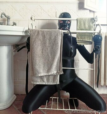 collaredfeline Nude Leaks Photo 7