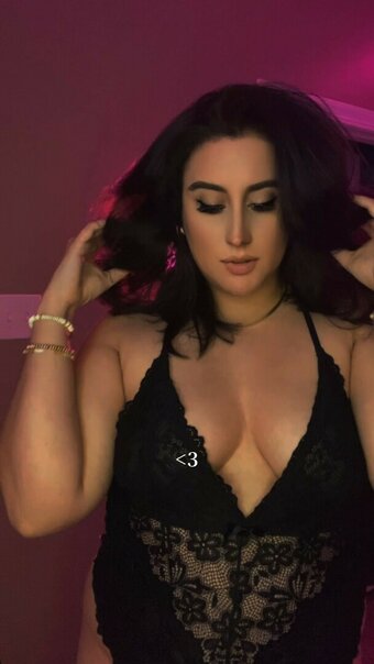 .com / bratropebunnyy / ropebunnybrat31 Nude Leaks Photo 2