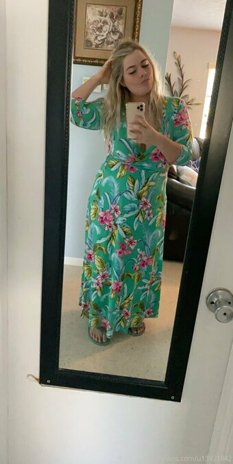 comewatchkitty Nude Leaks Photo 17