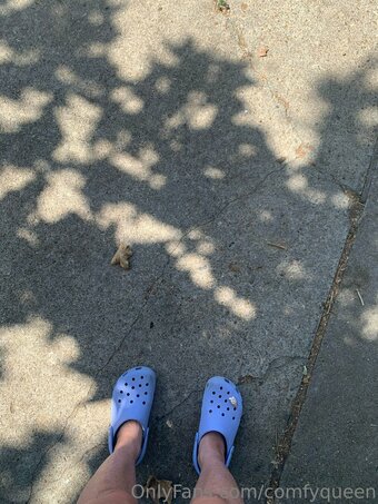 comfyqueen Nude Leaks Photo 25