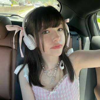 Comunivia / meguca888 Nude Leaks Photo 1