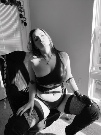 Concealedbones / Margean Nicoleta Ersilia Nude Leaks Photo 31