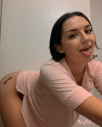 coracake Nude Leaks Photo 5