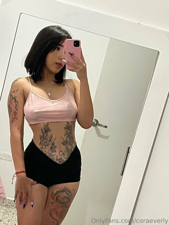 coraeverly Nude Leaks Photo 11