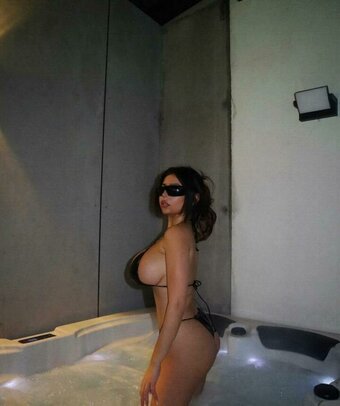 coralsharon Nude Leaks Photo 5