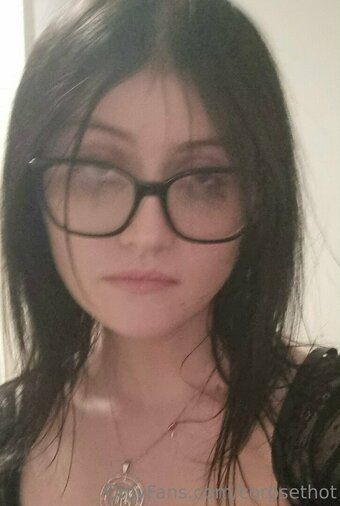 corpsethot / Evie / nothingjoys / slutphasee Nude Leaks OnlyFans Photo 11