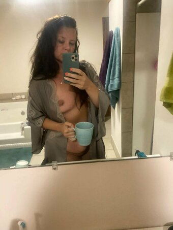 cosmicakeee / cosmiccakeee_ / https: Nude Leaks OnlyFans Photo 15