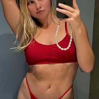 crazy_splits / Dasha / Fit-Zone / Stretch Gym / dash_cam Nude Leaks OnlyFans Photo 1