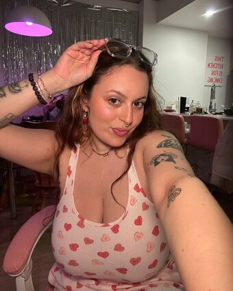 cris / ariesbaddie.x / ariesbaddiex / https: / princesscrisx Nude Leaks OnlyFans Photo 2