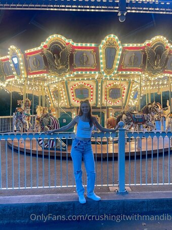 crushingitwithmandib Nude Leaks Photo 1