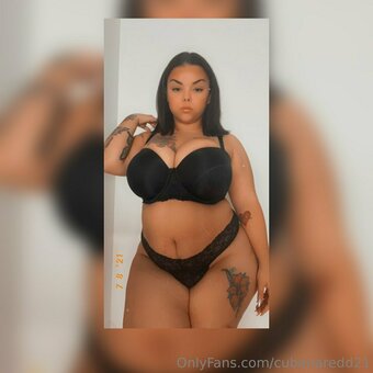 cubanaredd21 Nude Leaks Photo 9