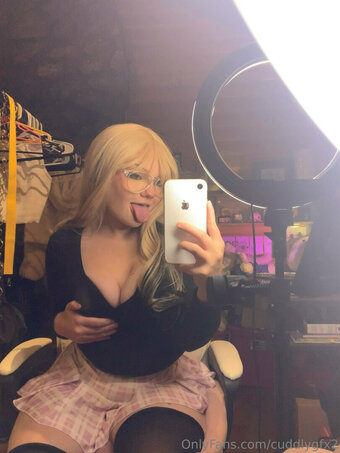 cuddlygfx2 cuddlygfx2