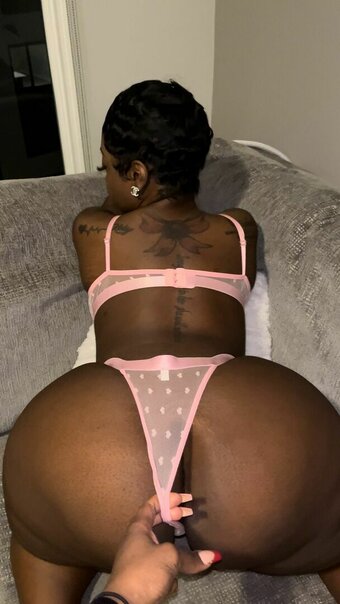 cupcake / distinct_queenn / funsize_69 Nude Leaks OnlyFans Photo 1