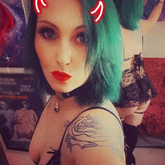 Curious-Creature / xxcuriouscreaturexx Nude Leaks OnlyFans Photo 1