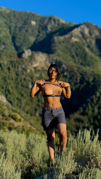 curiousqbit Nude Leaks Photo 14